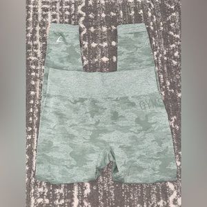 Gymshark leggings M-L